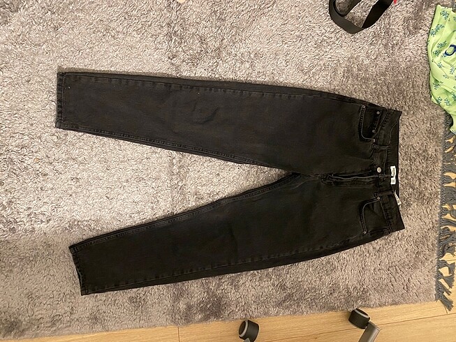 Siyah mom jean