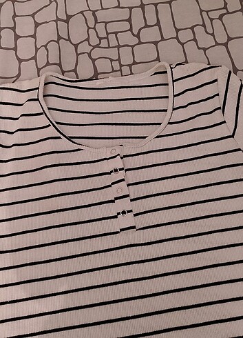 Siyah beyaz çizgili üst - Görsel 2