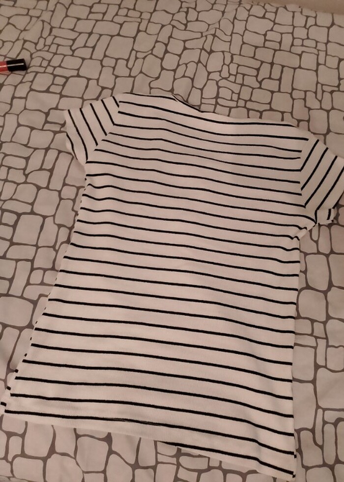 Siyah beyaz çizgili üst - Görsel 3