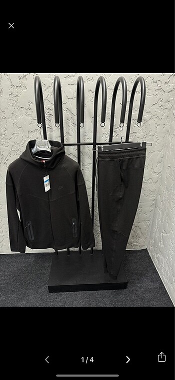 Tech Fleece
