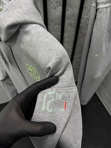 s Beden Barcelona Fleece