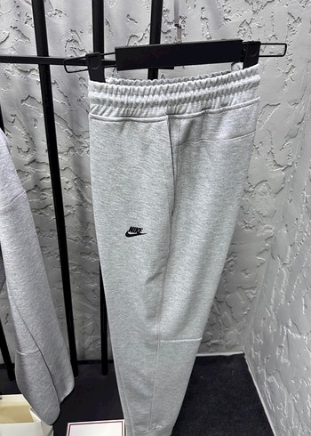 Tech Fleece Nike - Görsel 4