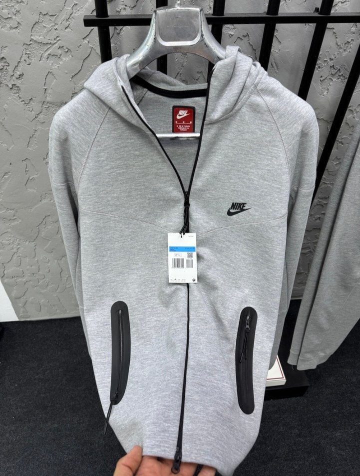 Tech Fleece Nike - Görsel 3