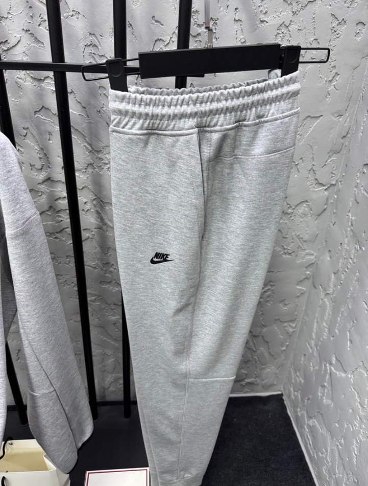 Tech Fleece Nike - Görsel 4