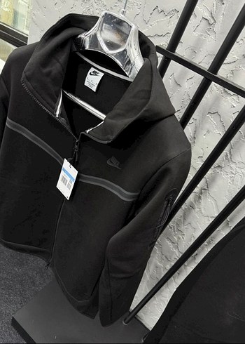 Eski Sezon Tech - Görsel 4