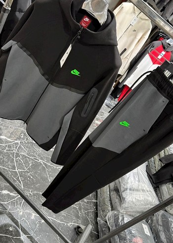 Yeni Sezon Tech Fleece - Görsel 2