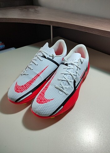 42 Beden NIKE PHANTOM GT2 KRAMPON 