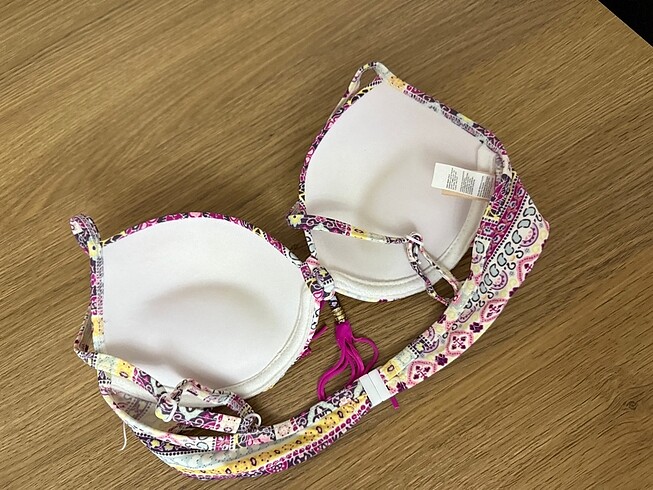 36 Beden çeşitli Renk Bikini üstü