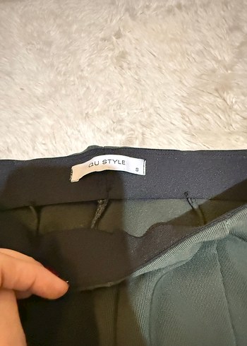 Fermuarlı Koyu Yeşil Dar Kesim Kadın Pantolon - Görsel 4