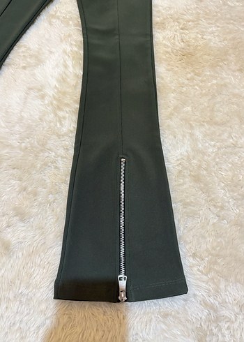 Fermuarlı Koyu Yeşil Dar Kesim Kadın Pantolon - Görsel 2