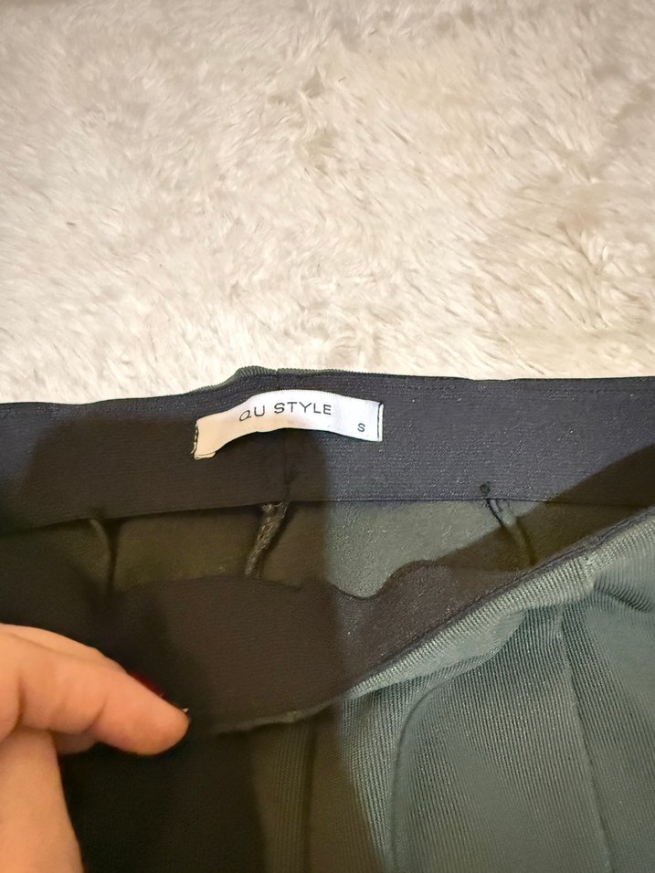 Fermuarlı Koyu Yeşil Dar Kesim Kadın Pantolon - Görsel 4