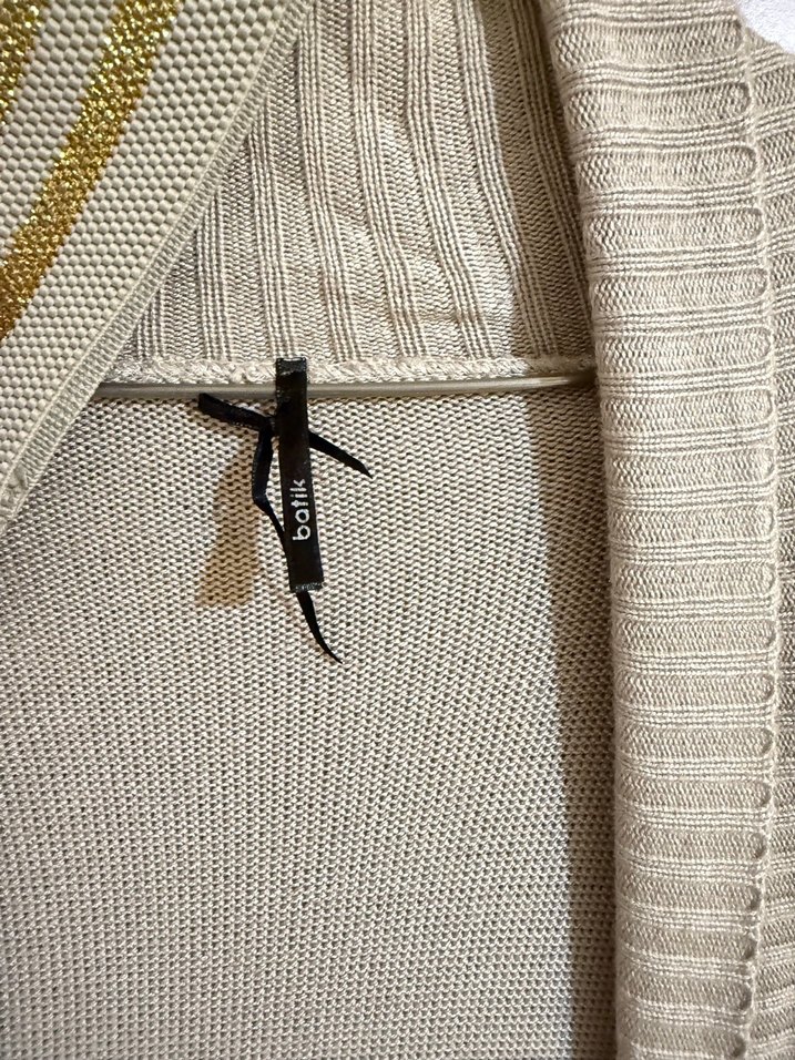 Bej Uzun Örgü Kadın Hırka - Görsel 2