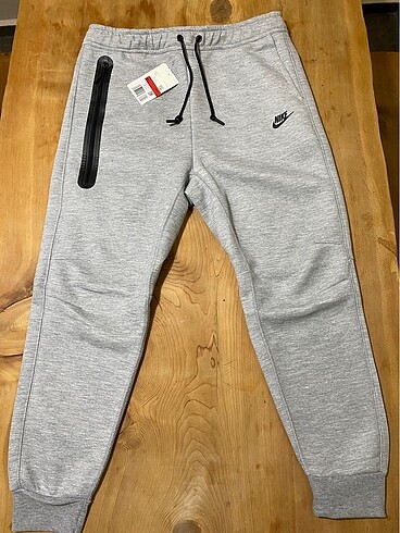 Nike Tech Fleece Windrunner