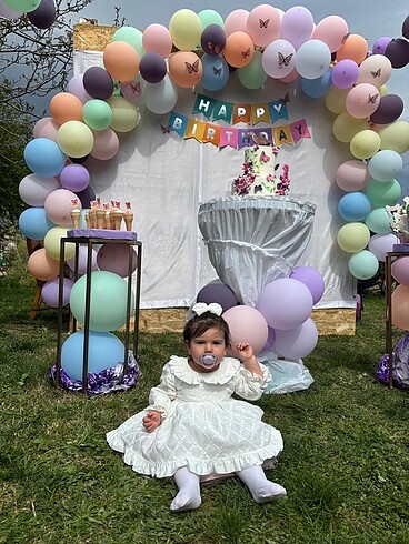 Beyaz elbise