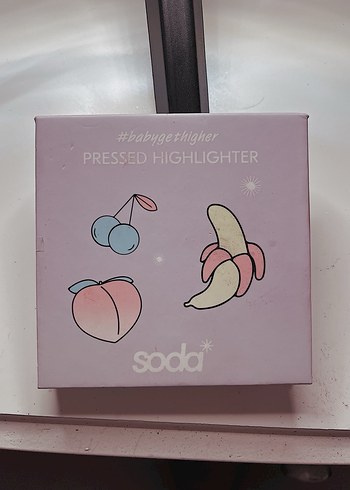 Soda Pembe Preslenmiş Aydınlatıcı