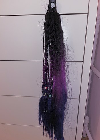 Mor Püsküllü Gotik Saç Aksesuarı
