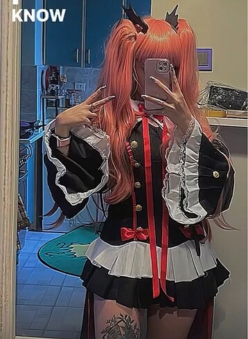 Krul Tepes Cosplay + Peruk