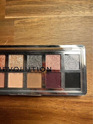  Beden Revolution Muse Palet