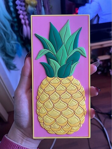 I Heart Revolution Pineapple
