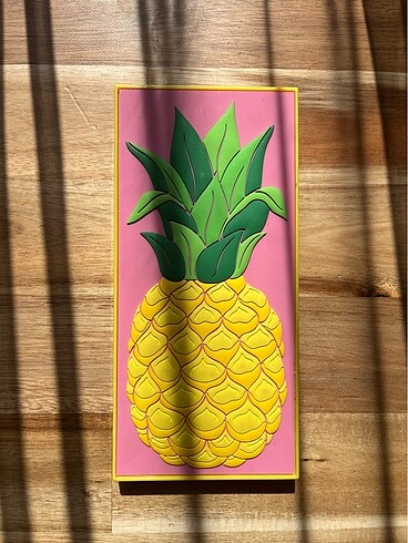 I Heart Revolution Pineapple