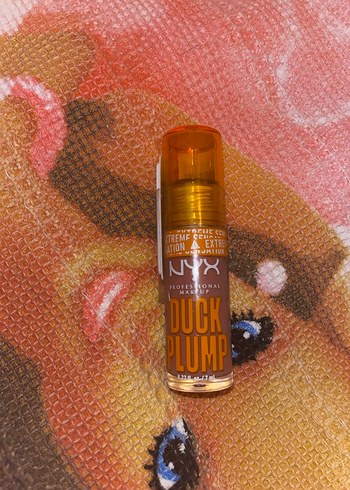 Nyx Duck Plump Nude Swings