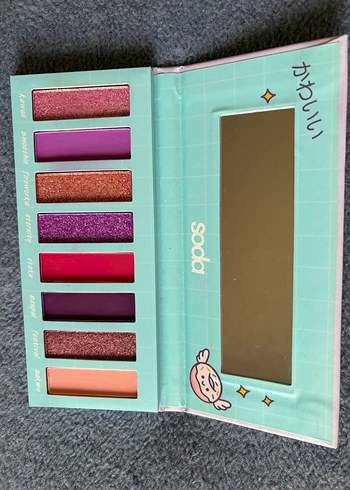 Canlı Çok Renkli Göz Farı Paleti - Görsel 5