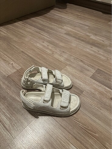 36 Beden Chanel sandalet