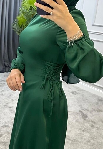 38 Beden yesil saten elbise tesettur