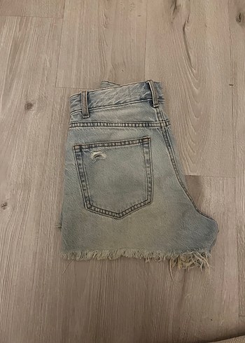 Bershka Kadın mavi Yırtık Mini Denim Şort