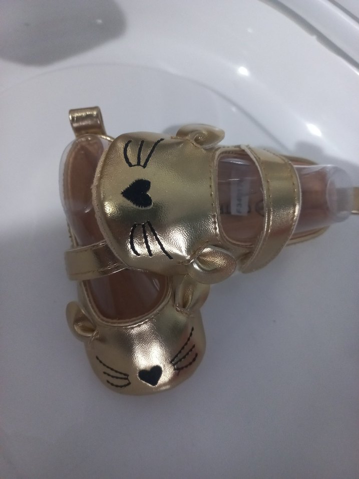 Kız Çocuk Altın Renkli Tokalı Babet - Görsel 4