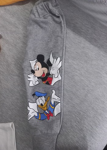 Renkli Baskılı Kapüşonlu Bebek Takımı - Görsel 3