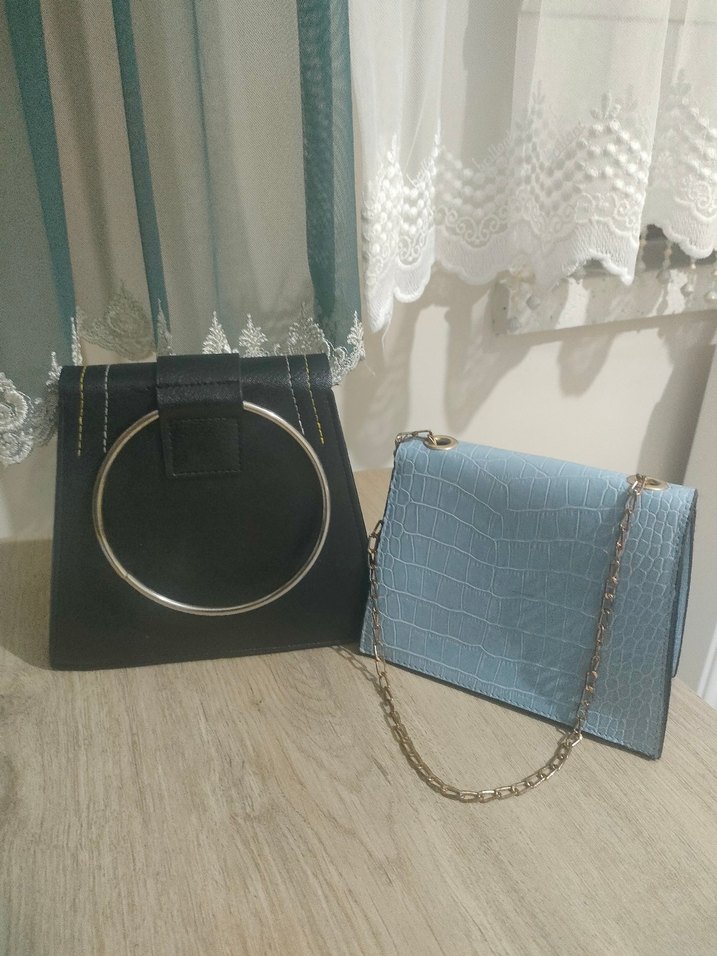 Mavi Deri Yılan Desenli Kadın Çanta ve siyah çanta - Görsel 3