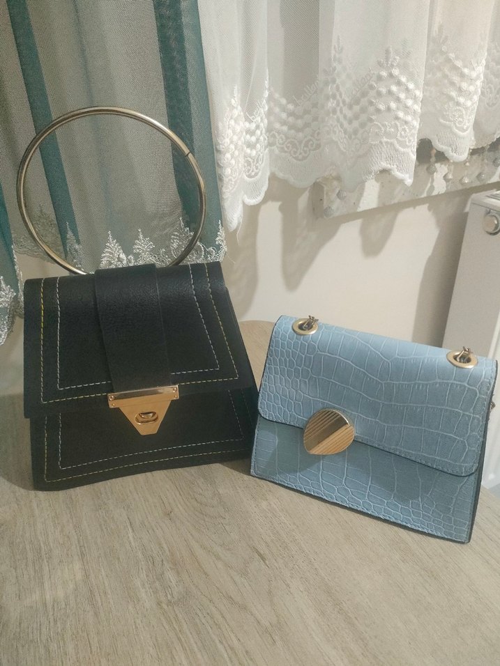 Mavi Deri Yılan Desenli Kadın Çanta ve siyah çanta - Görsel 2