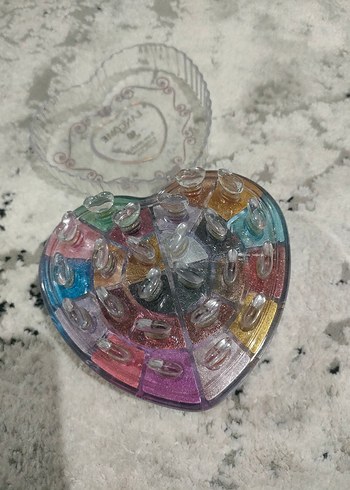 Lancome Çok Renkli 24 Renk Göz Farı Paleti - Görsel 3