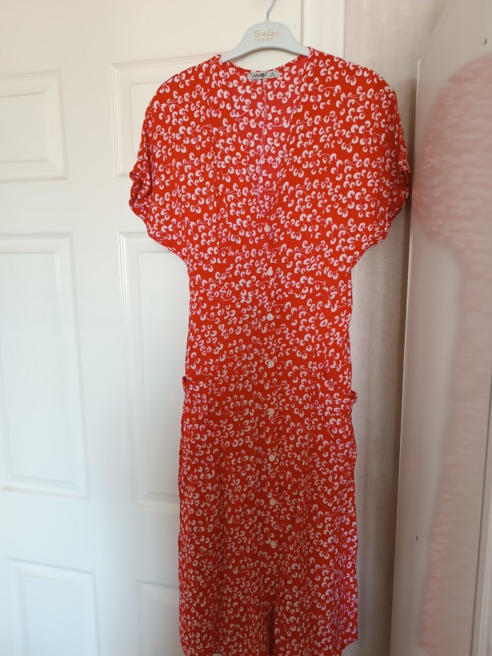 Viskon V Yakalı Uzun Elbise - Görsel 2