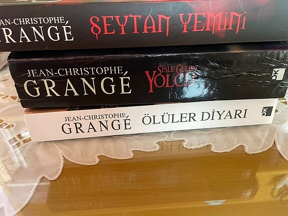 3 adet kitap