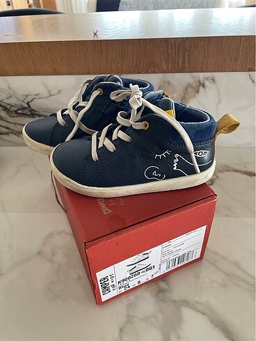 Camper 24 beden