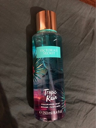 Vs tropic rain