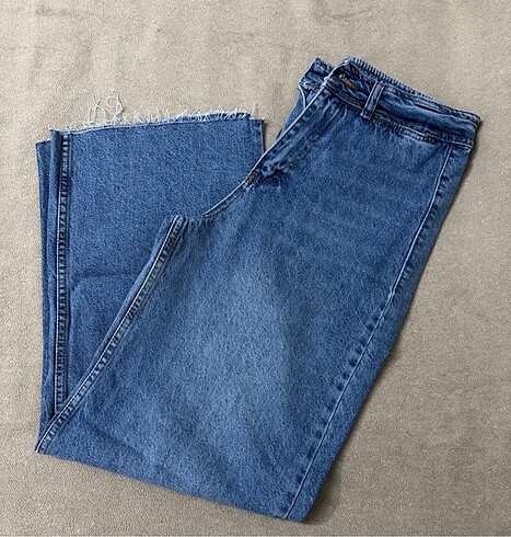 38 Beden Bol Paça Jean