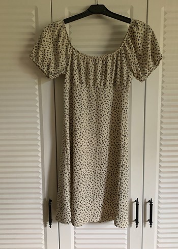 LC Waikiki Bej Desenli Kısa Kollu Mini Elbise