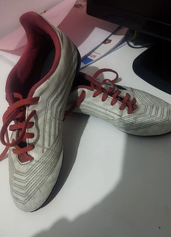 Adidas pradator 37 numara