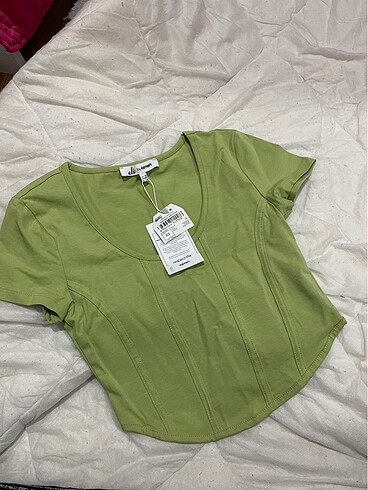 haki yeşil tshirt crop