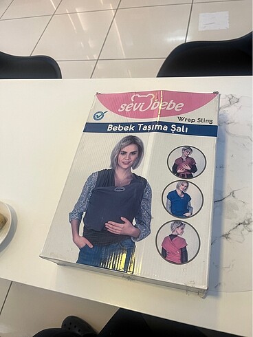 Bebek taşıma şalı