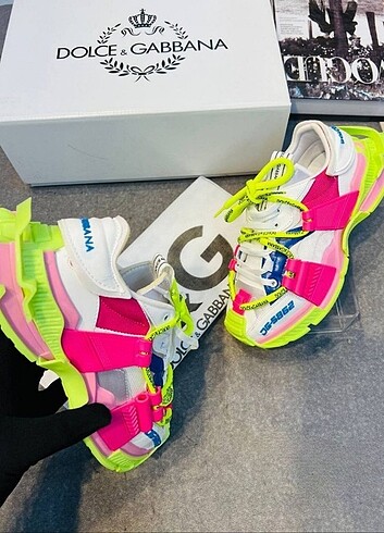 Dolce Gabbana ithal kalite orijinal ile birebir ayakkabi