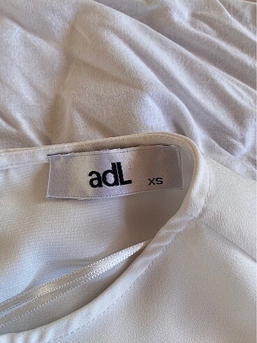 Diğer adL bluz
