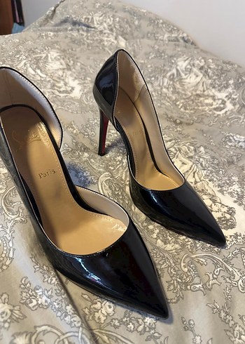 Christian Louboutin 40