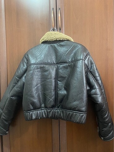 s Beden Pull and bear mont
