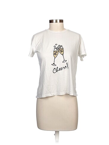 Trendyol & Milla T-shirt %70 İndirimli.