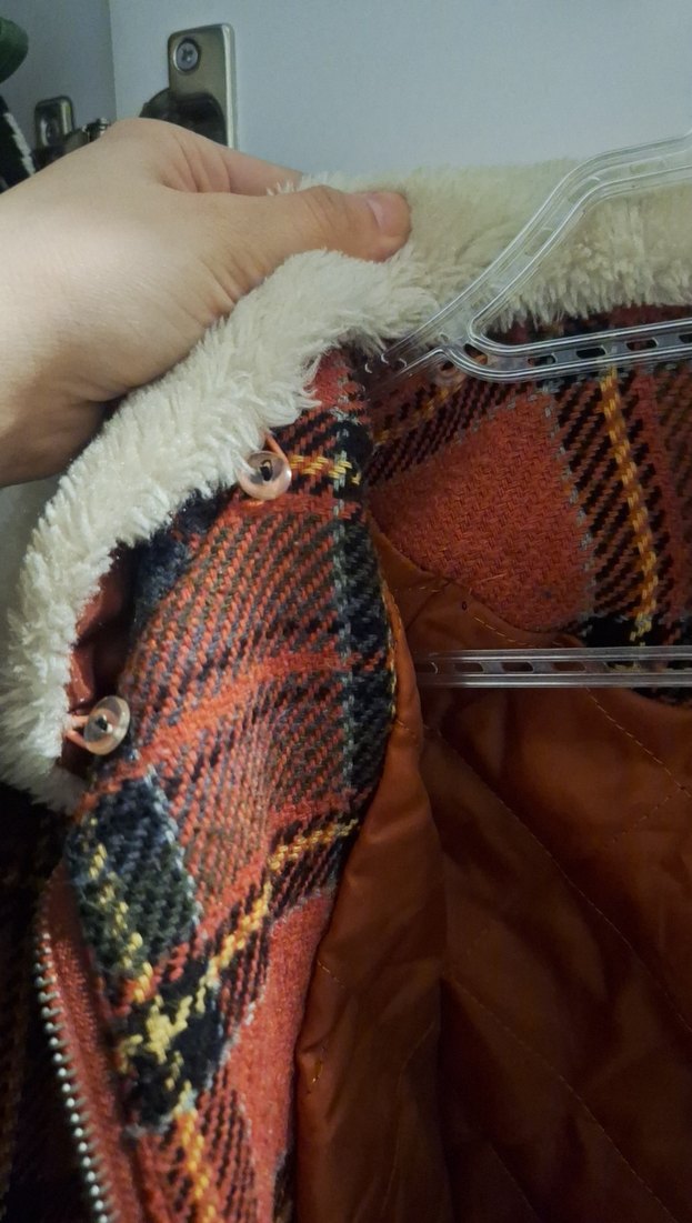 Kahverengi Ekoseli Yünlü Kadın Ceket - Görsel 4