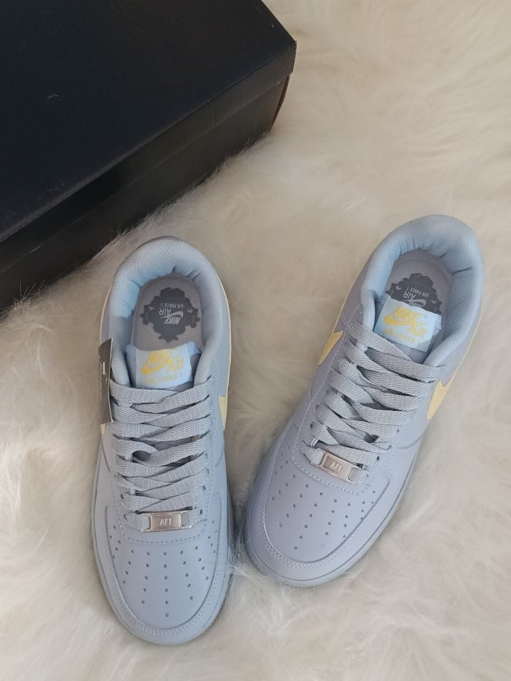 Gri Nike Air Kadın Spor Ayakkabı 36//40 arası numaralar - Görsel 4